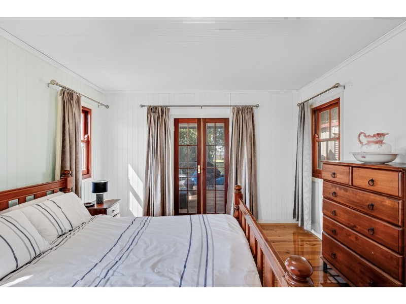 24 Bothwell Street, Newtown QLD 4350