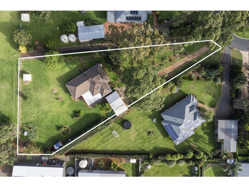 10 Kennedy Street, Cabarlah QLD 4352