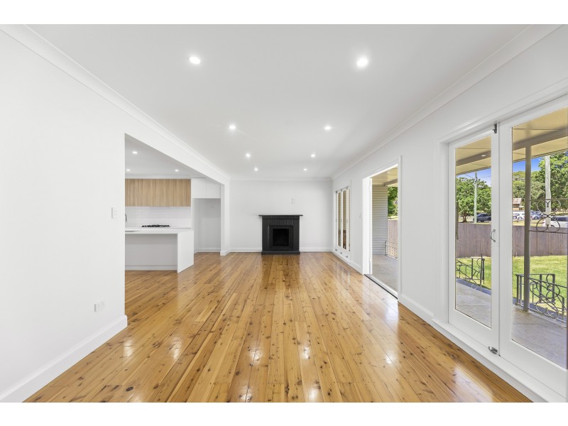 9 Pottinger Street, Newtown QLD 4350