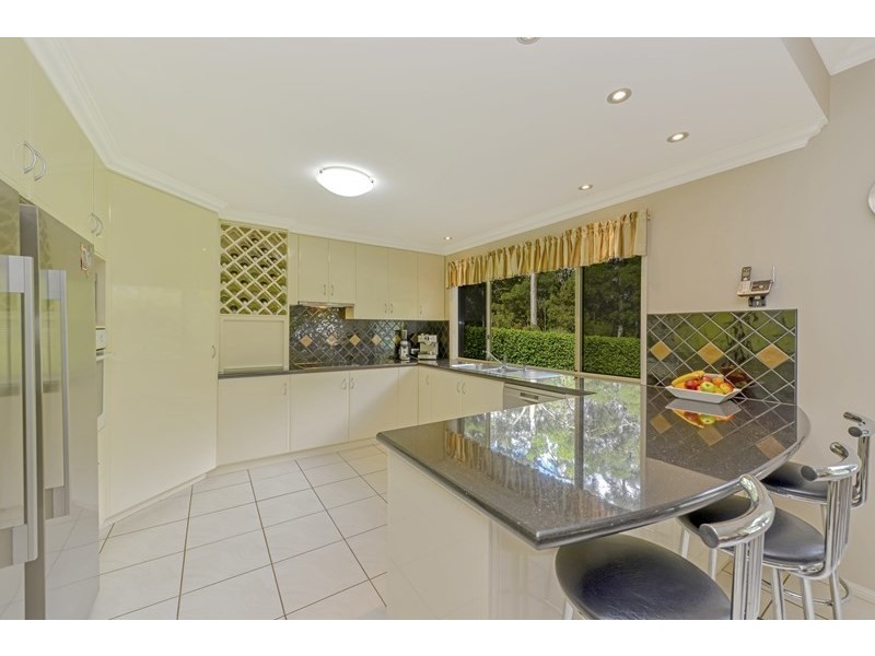 4 Leanne Court, Highfields QLD 4352