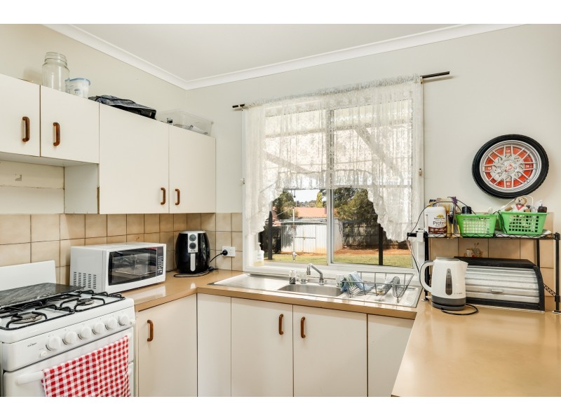 10 Seppelt Street, Wilsonton Heights QLD 4350