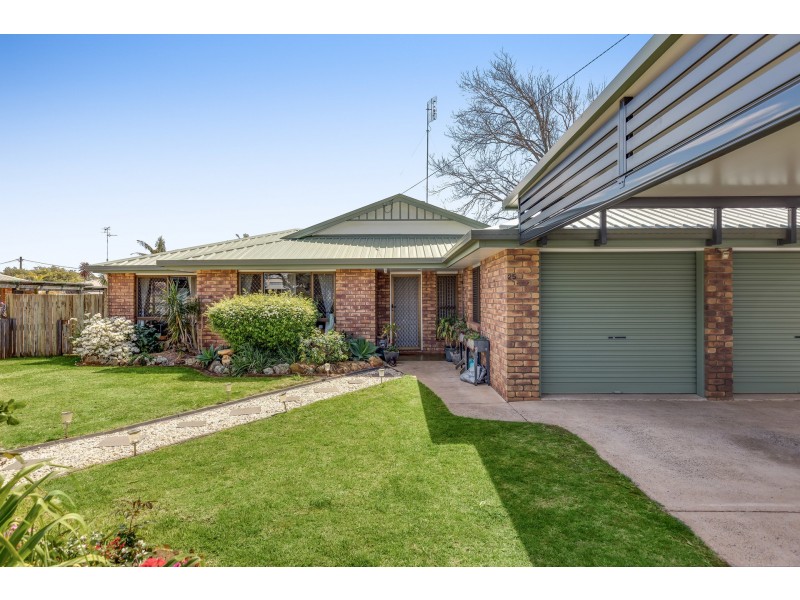 25 Platz Street, Darling Heights QLD 4350