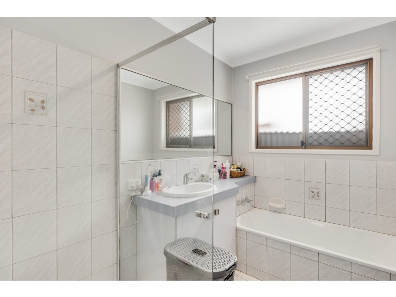 25 Platz Street, Darling Heights QLD 4350