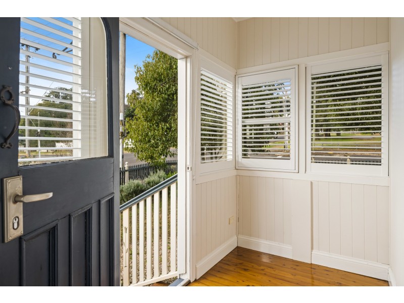 33 Hume Street, North Toowoomba QLD 4350