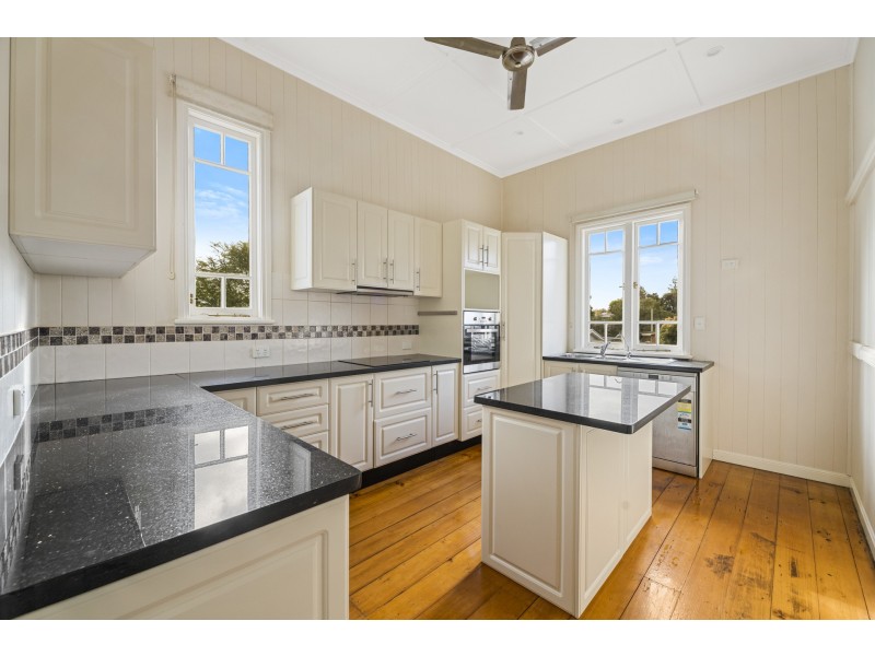 33 Hume Street, North Toowoomba QLD 4350