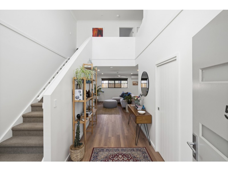 5/319a Bridge Street, Newtown QLD 4350