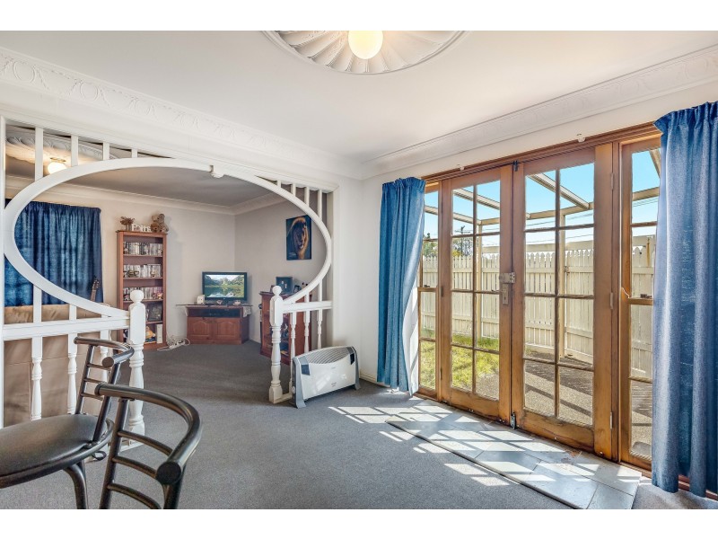 1/2 Sharon Court, Darling Heights QLD 4350