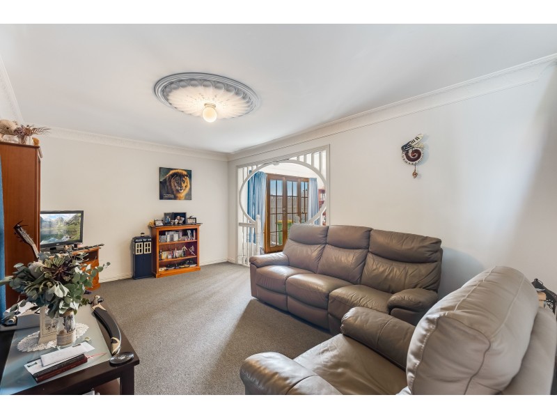 1/2 Sharon Court, Darling Heights QLD 4350