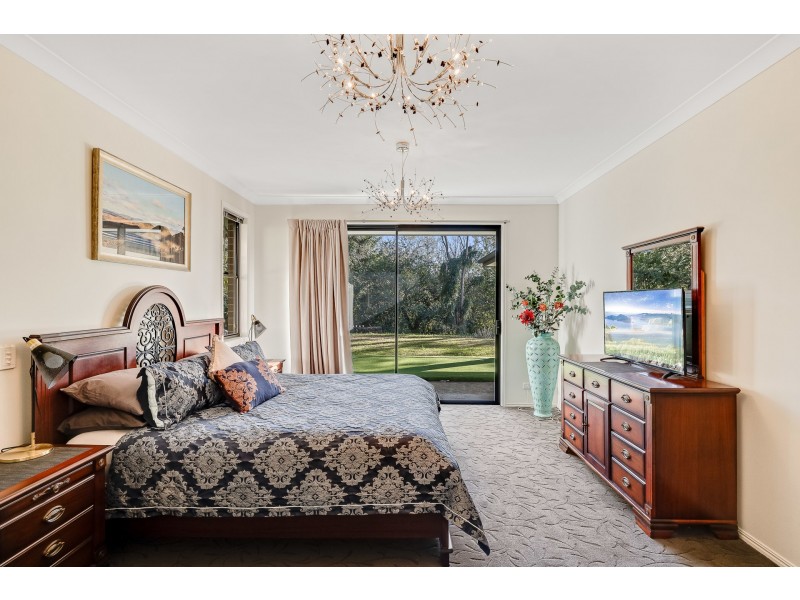 1 Burnage Street, Redwood QLD 4350