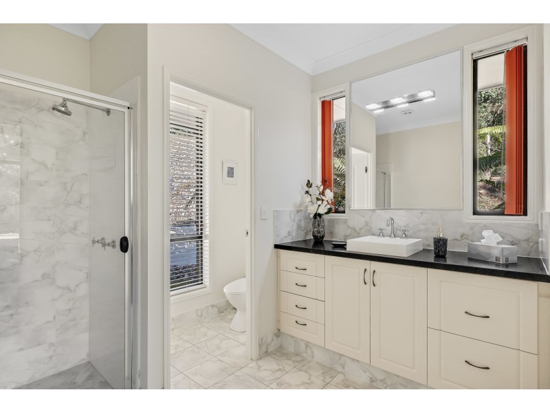 1 Burnage Street, Redwood QLD 4350