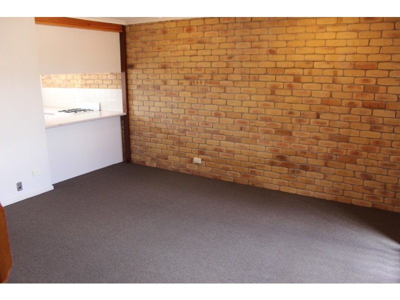 3/4 Garget Street, East Toowoomba QLD 4350