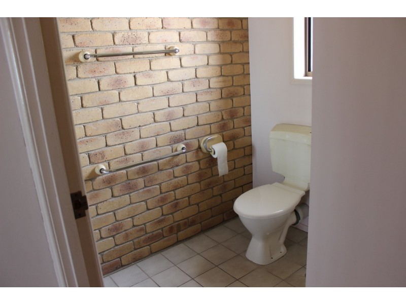 3/4 Garget Street, East Toowoomba QLD 4350