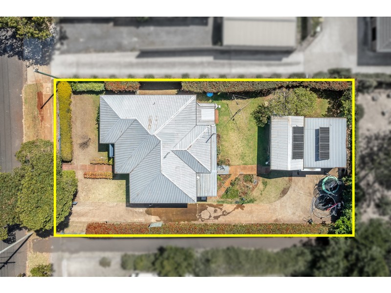 19 Warwick Street, Harristown QLD 4350