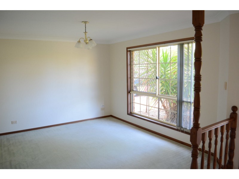 18 Malt Court, Kearneys Spring QLD 4350