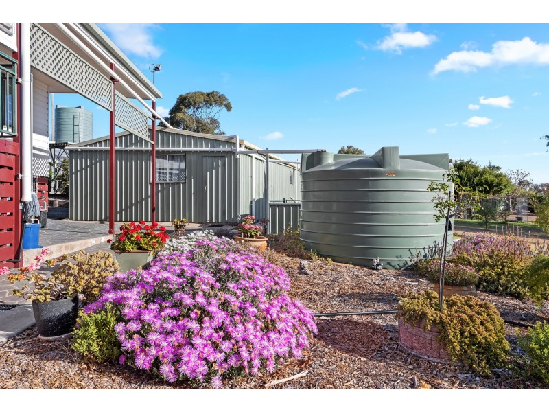 300 Newman Road, Vale View QLD 4352