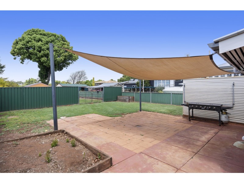 2C Phillip Street, East Toowoomba QLD 4350