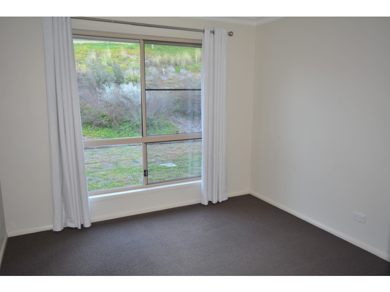 7 Wodalla Court, Hodgson Vale QLD 4352