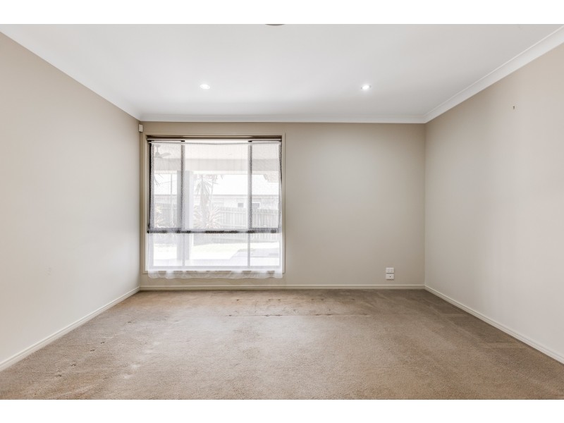 23 Kearney Street, Kearneys Spring QLD 4350