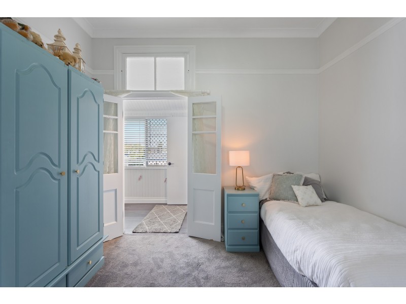 311 South Street, Harristown QLD 4350