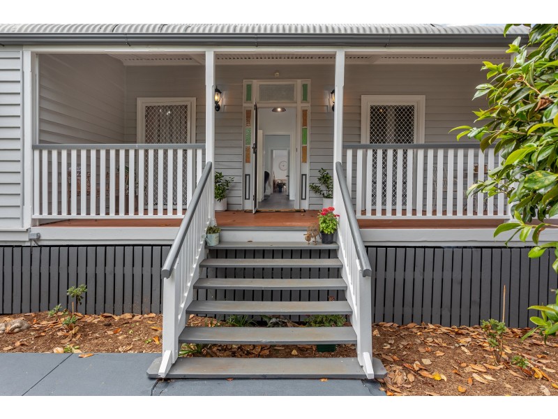 311 South Street, Harristown QLD 4350