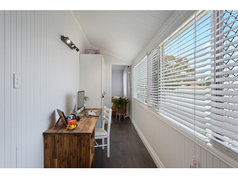 311 South Street, Harristown QLD 4350