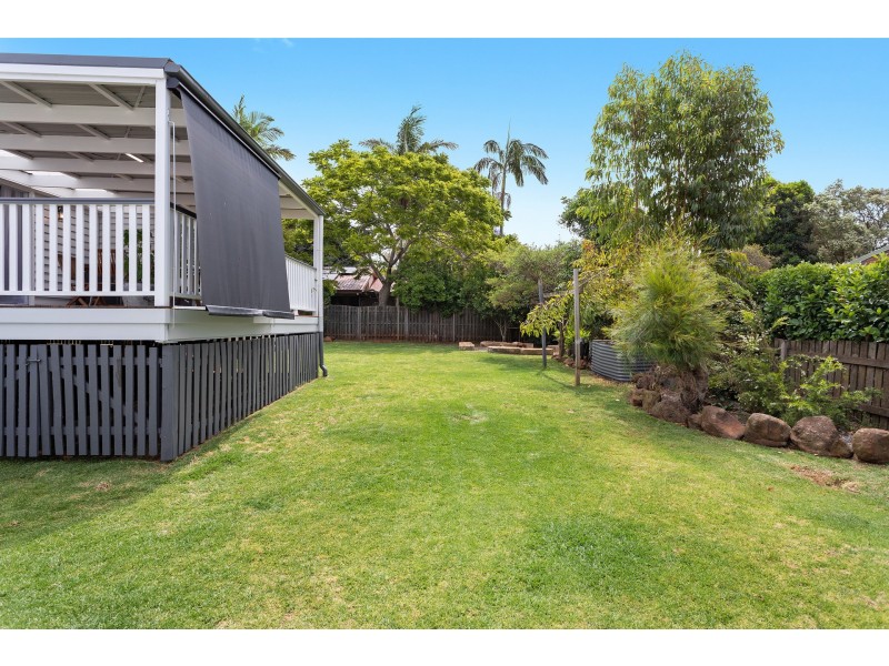 311 South Street, Harristown QLD 4350