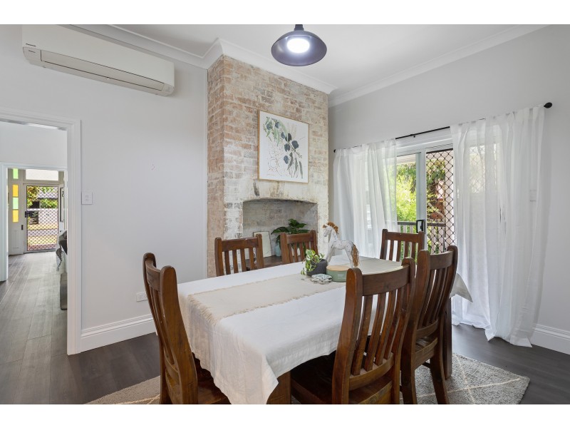 311 South Street, Harristown QLD 4350