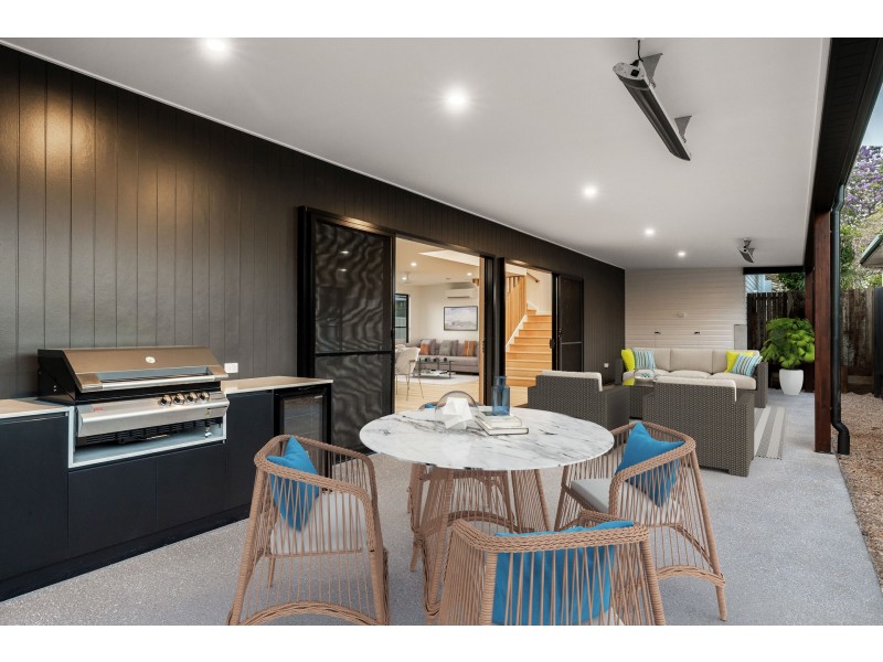 14 Rhyde Street, Mount Lofty QLD 4350