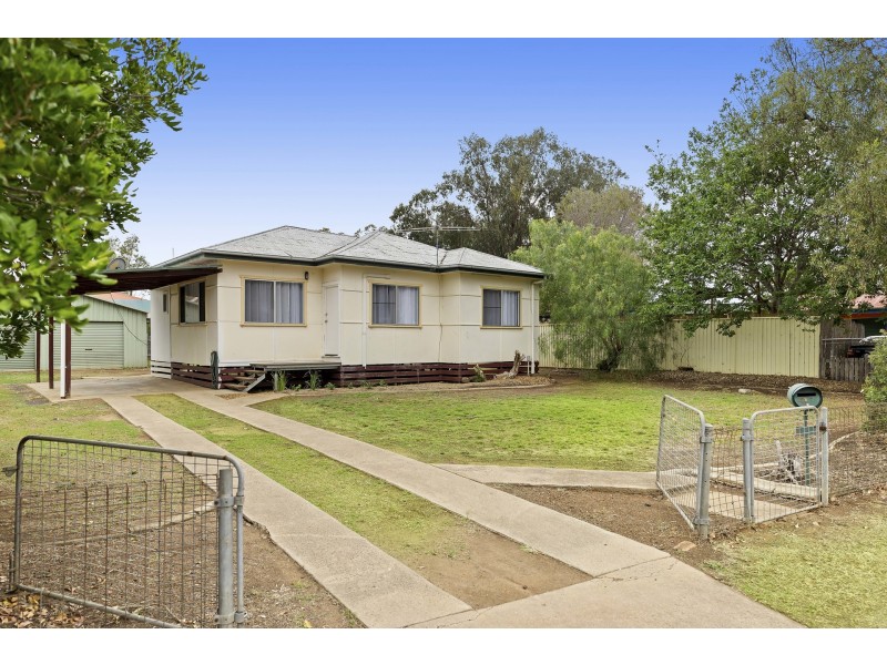 41 Desmond Lane, Oakey QLD 4401