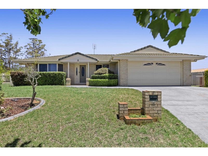 2 Gouldson Drive, Kearneys Spring QLD 4350