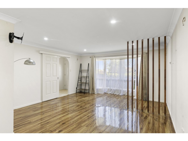 2 Gouldson Drive, Kearneys Spring QLD 4350