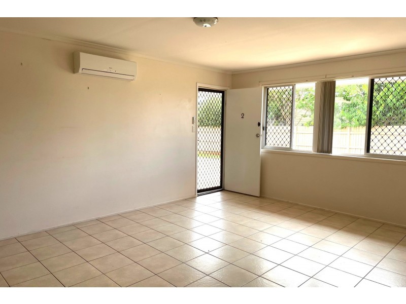 2/10 Buckland Street, Harristown QLD 4350
