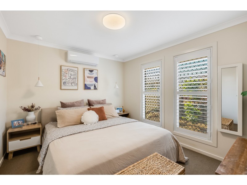 17 Cassidy Terrace, Mount Kynoch QLD 4350