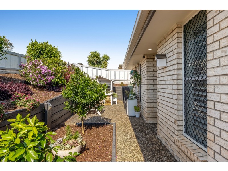 17 Cassidy Terrace, Mount Kynoch QLD 4350