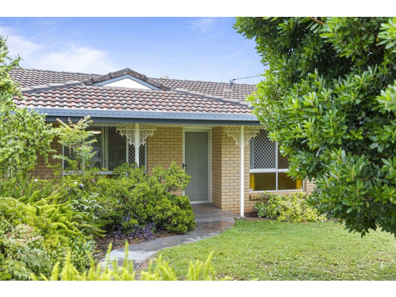 11 Arabian Street, Harristown QLD 4350