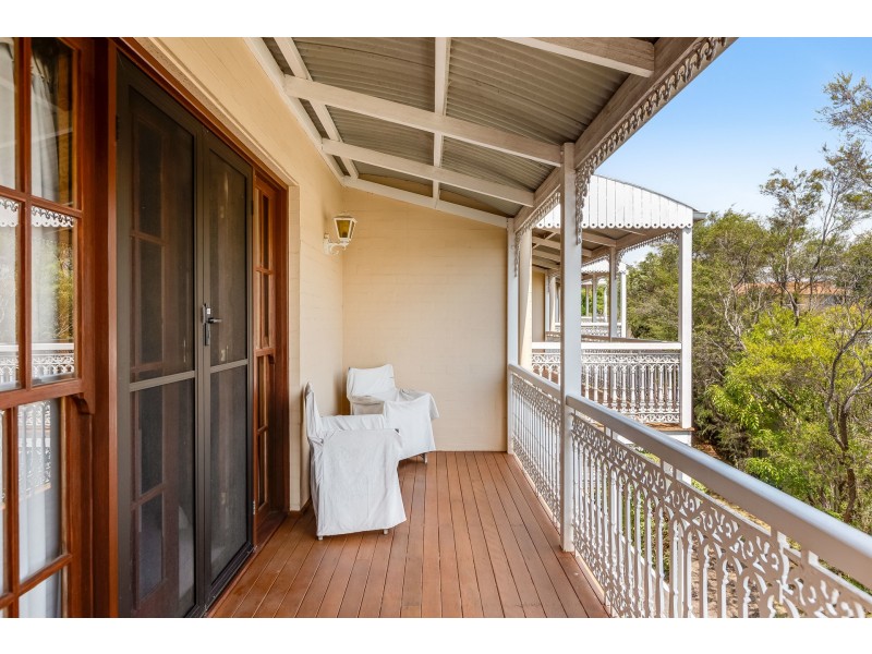 2/2 Sharon Court, Darling Heights QLD 4350