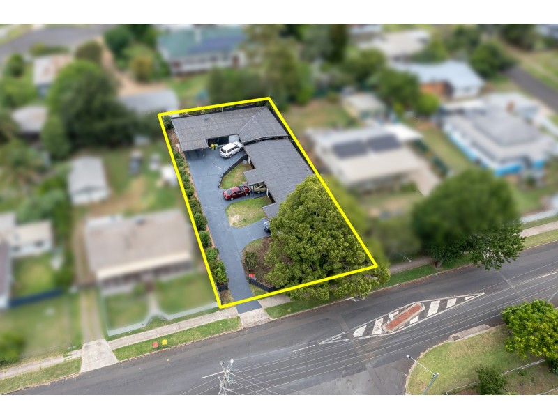172 Jellicoe Street, Newtown QLD 4350
