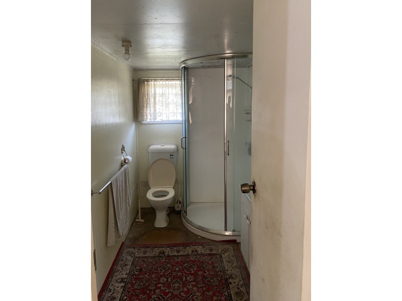 64 Kimberley Drive, Cypress Gardens QLD 4357