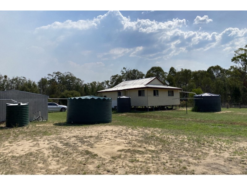 64 Kimberley Drive, Cypress Gardens QLD 4357