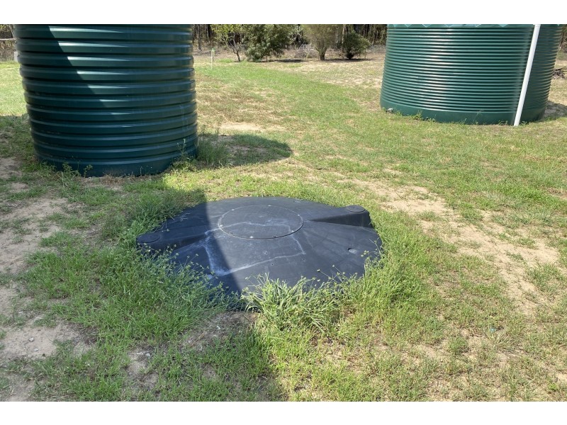 64 Kimberley Drive, Cypress Gardens QLD 4357