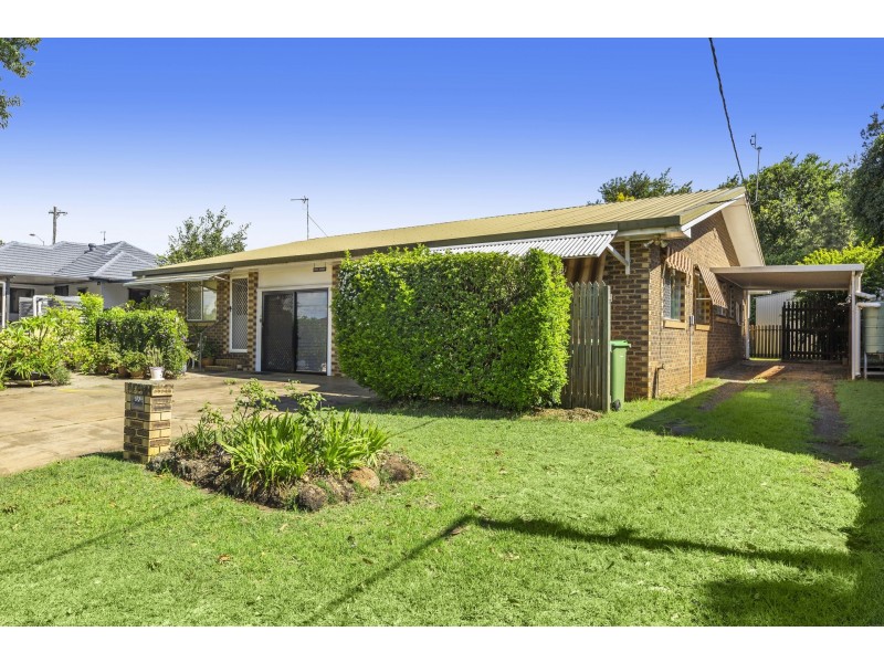 1/2A Park Street, Wilsonton QLD 4350
