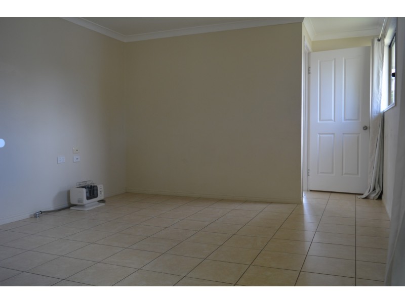 1/311 Bridge Street, Newtown QLD 4350