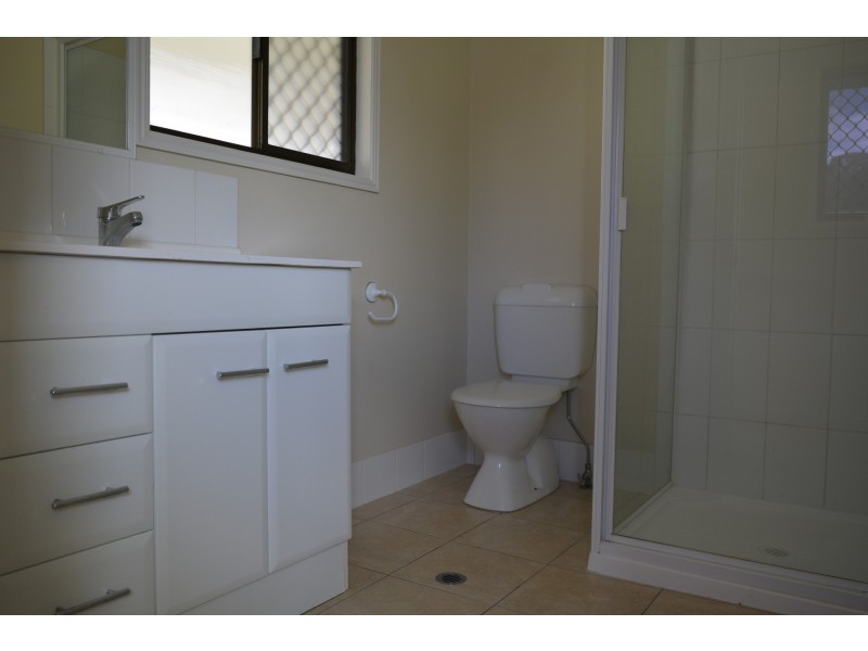 1/311 Bridge Street, Newtown QLD 4350