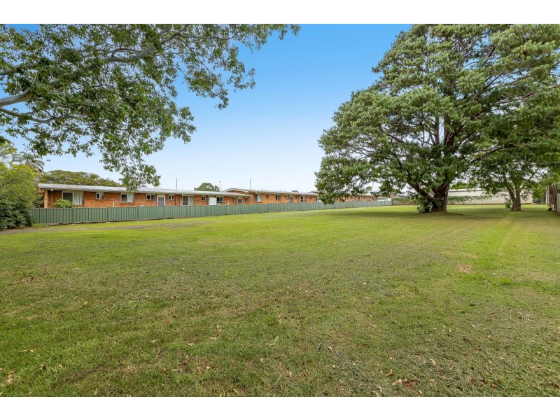 350 South Street, Harristown QLD 4350