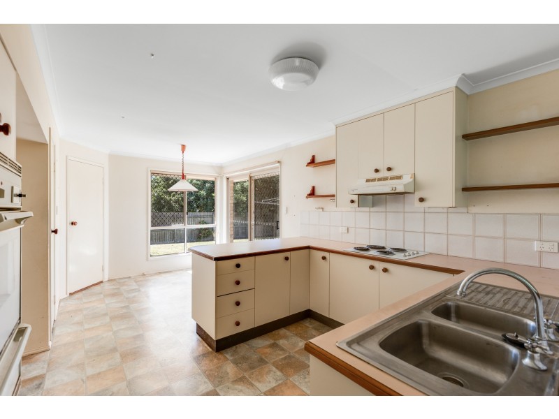 5 Koppe Court, Centenary Heights QLD 4350