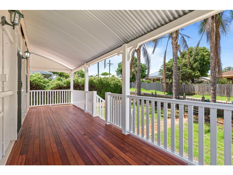 3 McCook Street, South Toowoomba QLD 4350