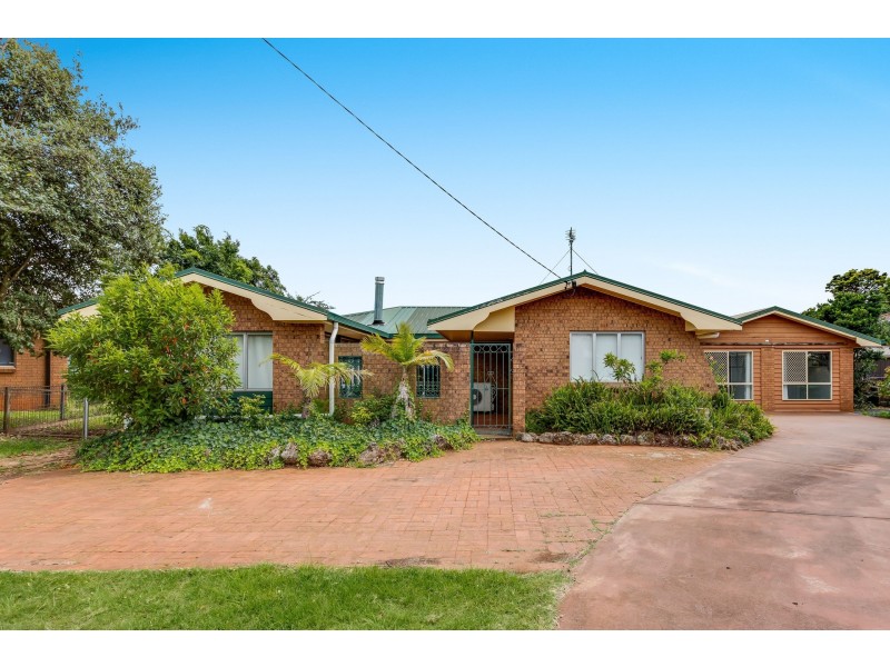 7 Greenwood Court, Darling Heights QLD 4350