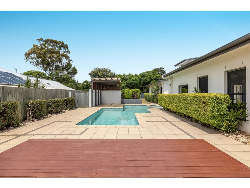 97 Spring Street, Middle Ridge QLD 4350