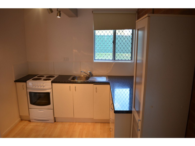 1/22 Kirklees Street, Newtown QLD 4350