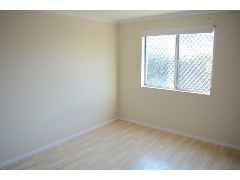 1/22 Kirklees Street, Newtown QLD 4350